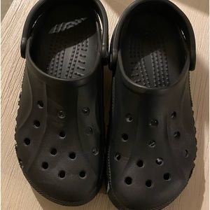 Crocs Baya black clogs women’s 9 men’s 7